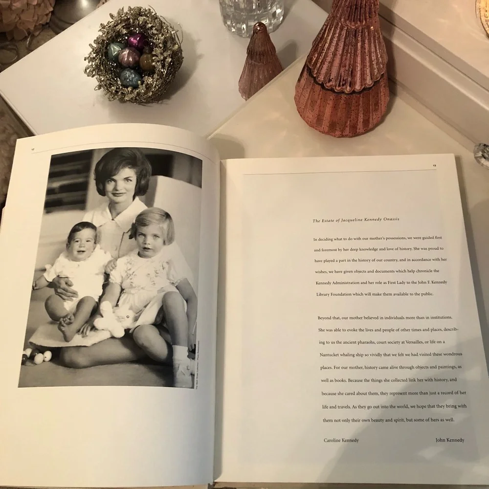 📖1996 Authentic Sotheby’s “The Estate of Jacqueline Kennedy Onassis” April 1996